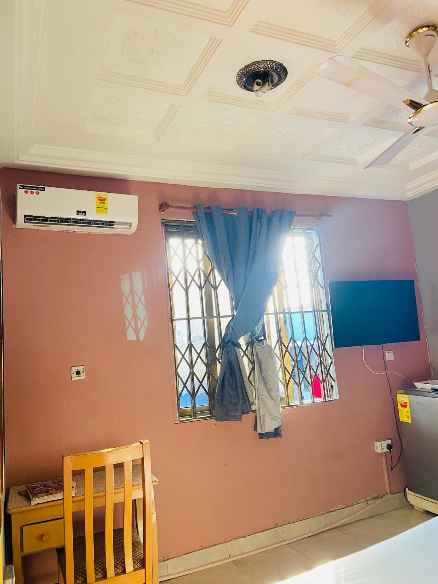 Heavens Gate Hotel Accra Luaran gambar